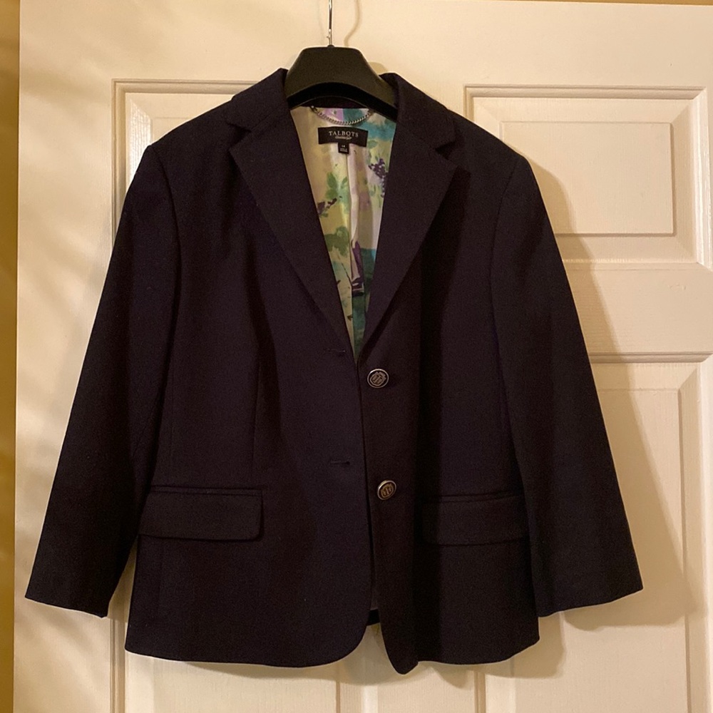 Black lined jacket14